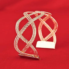 Elegant golden cuff