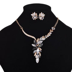 Crystal rhinestone pendant & earrings jewelry set